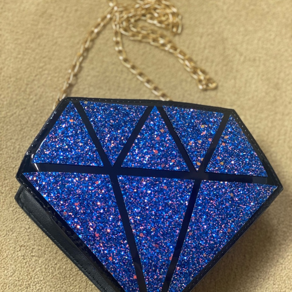 diamond shape  clutch